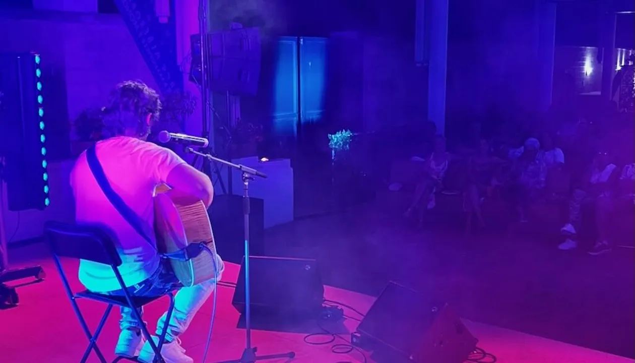 Pierdavide Carone in concerto al Ristorante Bamì di Noci
