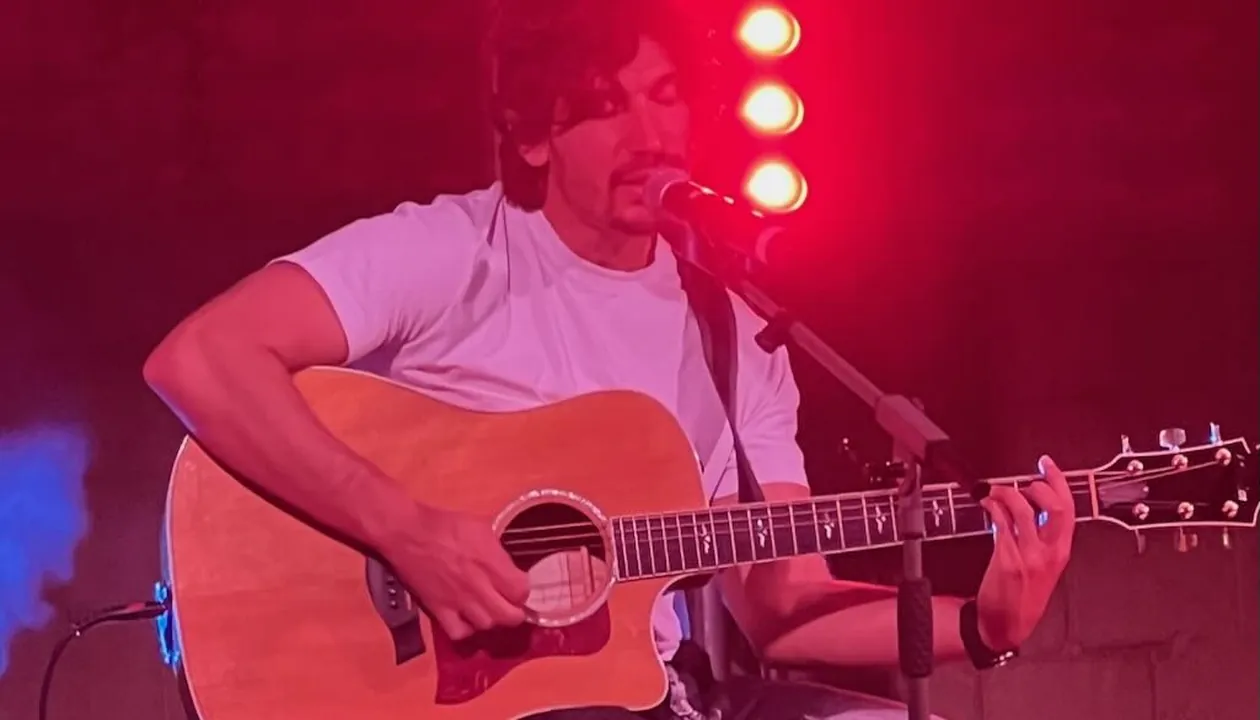 Pierdavide Carone in concerto al Ristorante Bamì di Noci